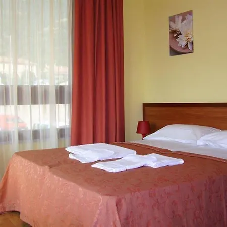 Hotel Palas Hotel
