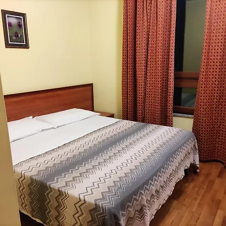 Hotel Palas Hotell 4*